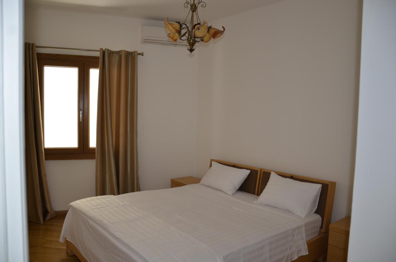 Apartmani Svetionik Budva Habitación foto