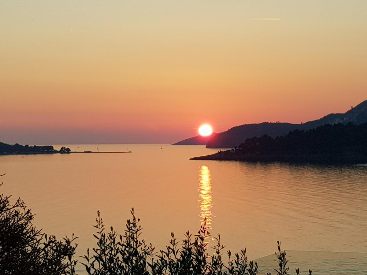 Apartmani Svetionik Budva Exterior foto